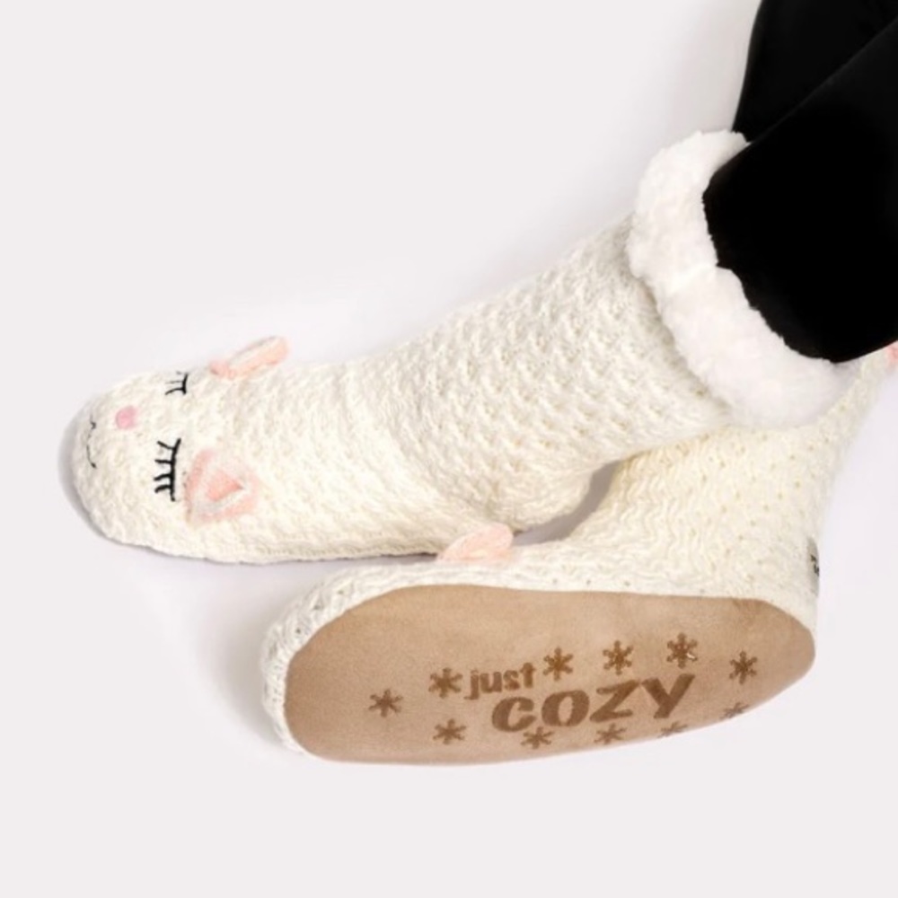 NWT Just Cozy Slipper socks